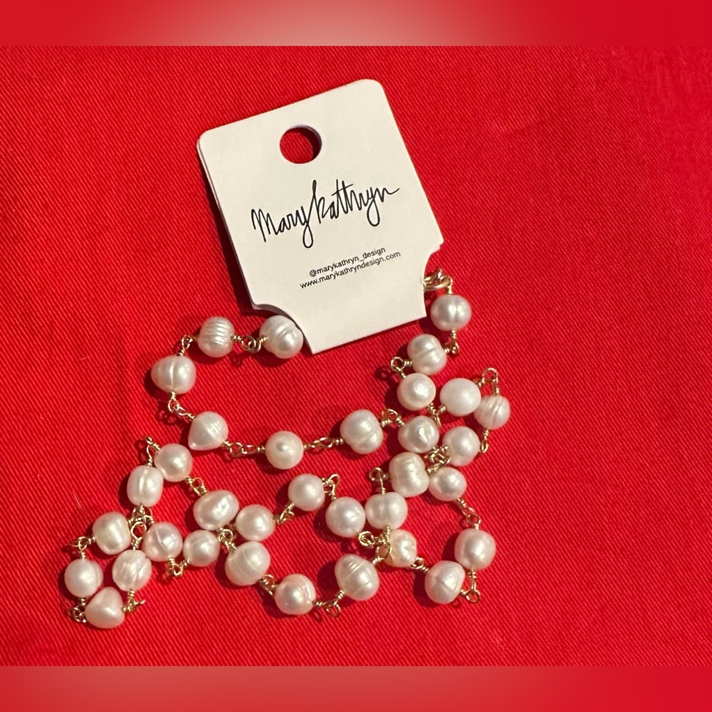 Pearl and Gold Necklace
